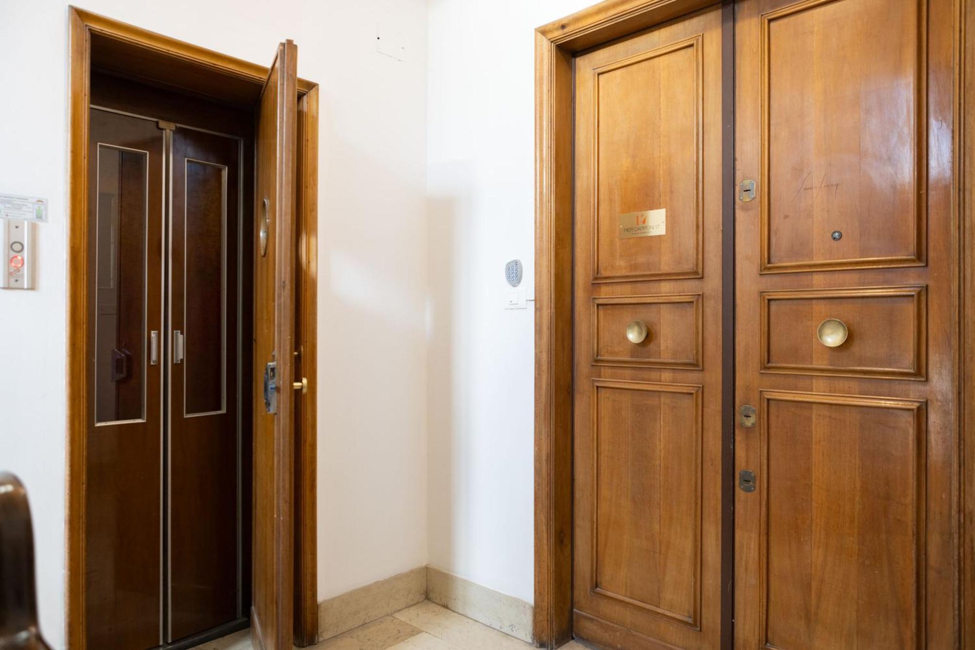 Pier Capponi 17 Rooms & Suites フィレンツェ エクステリア 写真